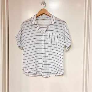 $99 Garnet Hill 100% linen white w/ black stripe short sleeve shirt size 4